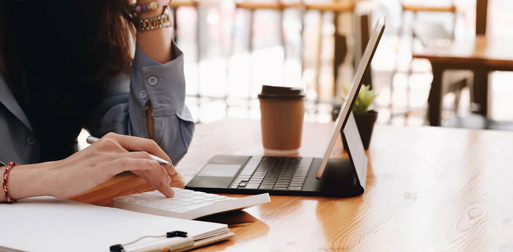 Canadian debt restructuring made easy - tips for financial relief from Toronto Mortgage Broker Ingrid McGaughey